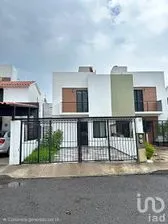NEX-303993 - Casa en Venta, con 3 recamaras, con 2 baños, con 101 m2 de construcción.