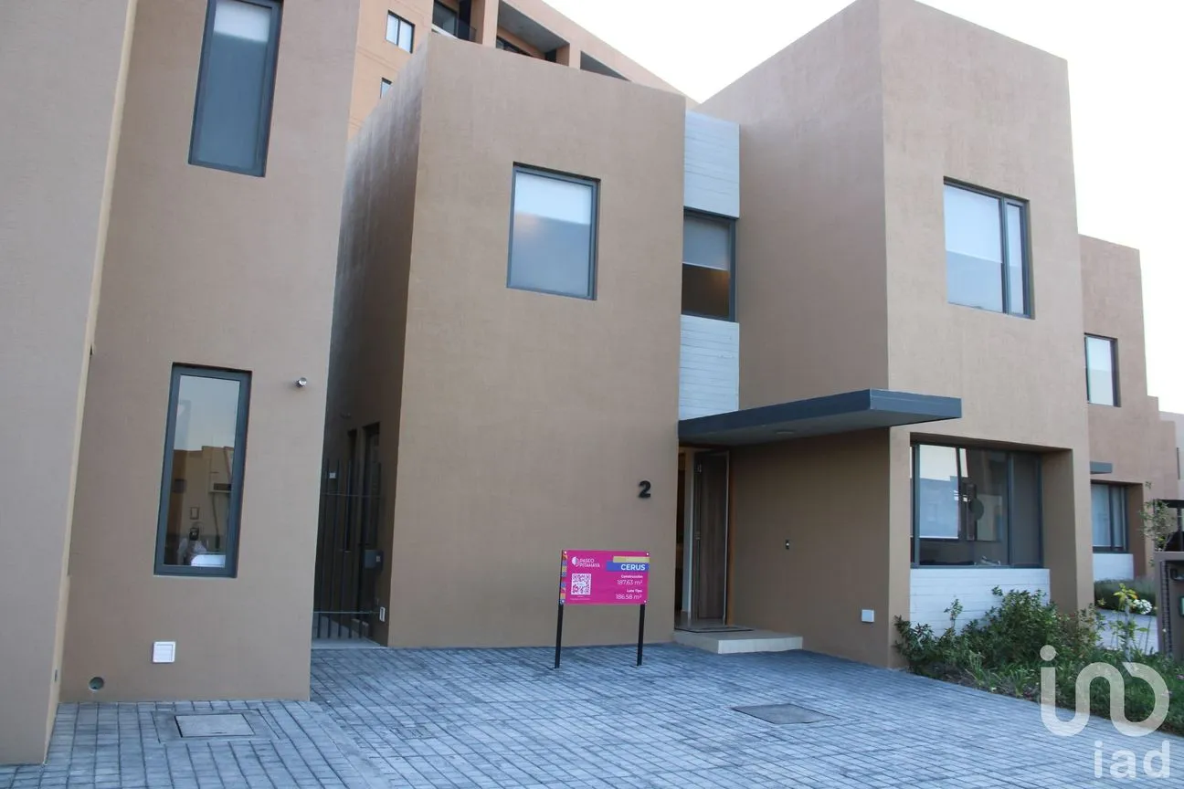 Casa en Venta en Zibatá, El Marqués, Querétaro | NEX-205436 | iad México | Foto 1 de 9