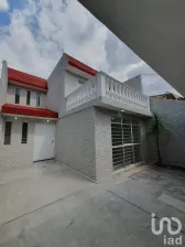 NEX-177618 - Casa en Venta, con 4 recamaras, con 2 baños, con 135 m2 de construcción en Jardines de Cerro Gordo, CP 55100, México.