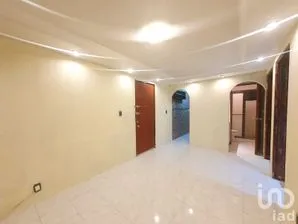 NEX-206178 - Departamento en Renta, con 2 recamaras, con 1 baño, con 43 m2 de construcción en Jardín Balbuena, CP 15900, Ciudad de México.