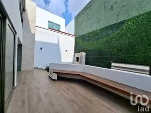 NEX-256503 - Casa en Renta, con 3 recamaras, con 2 baños, con 192 m2 de construcción en Paseos de Taxqueña, CP 04250, Ciudad de México.