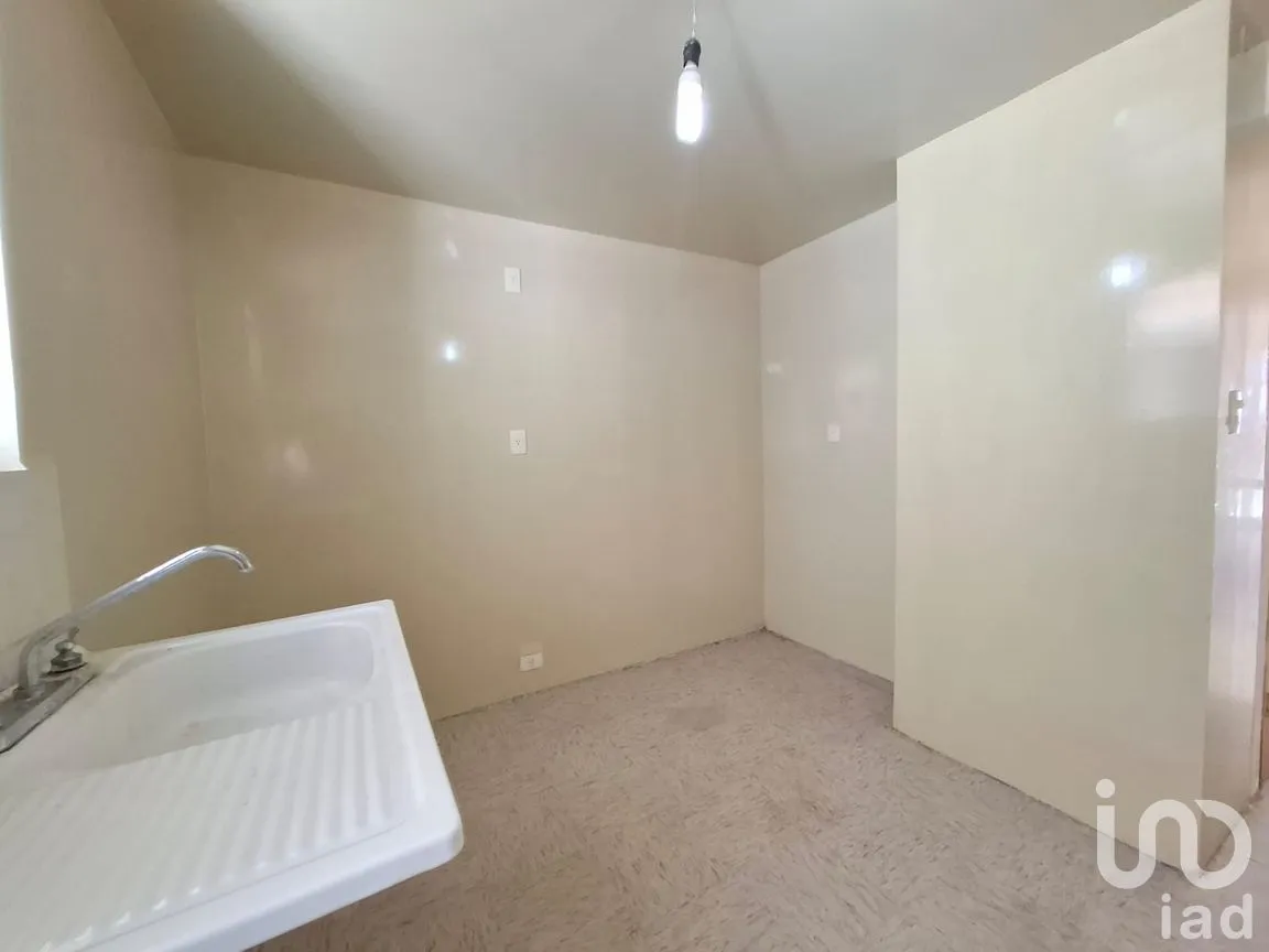 Casa en Venta en Los Héroes Tecámac II, Tecámac, México | NEX-298532 | iad México | Foto 4 de 21