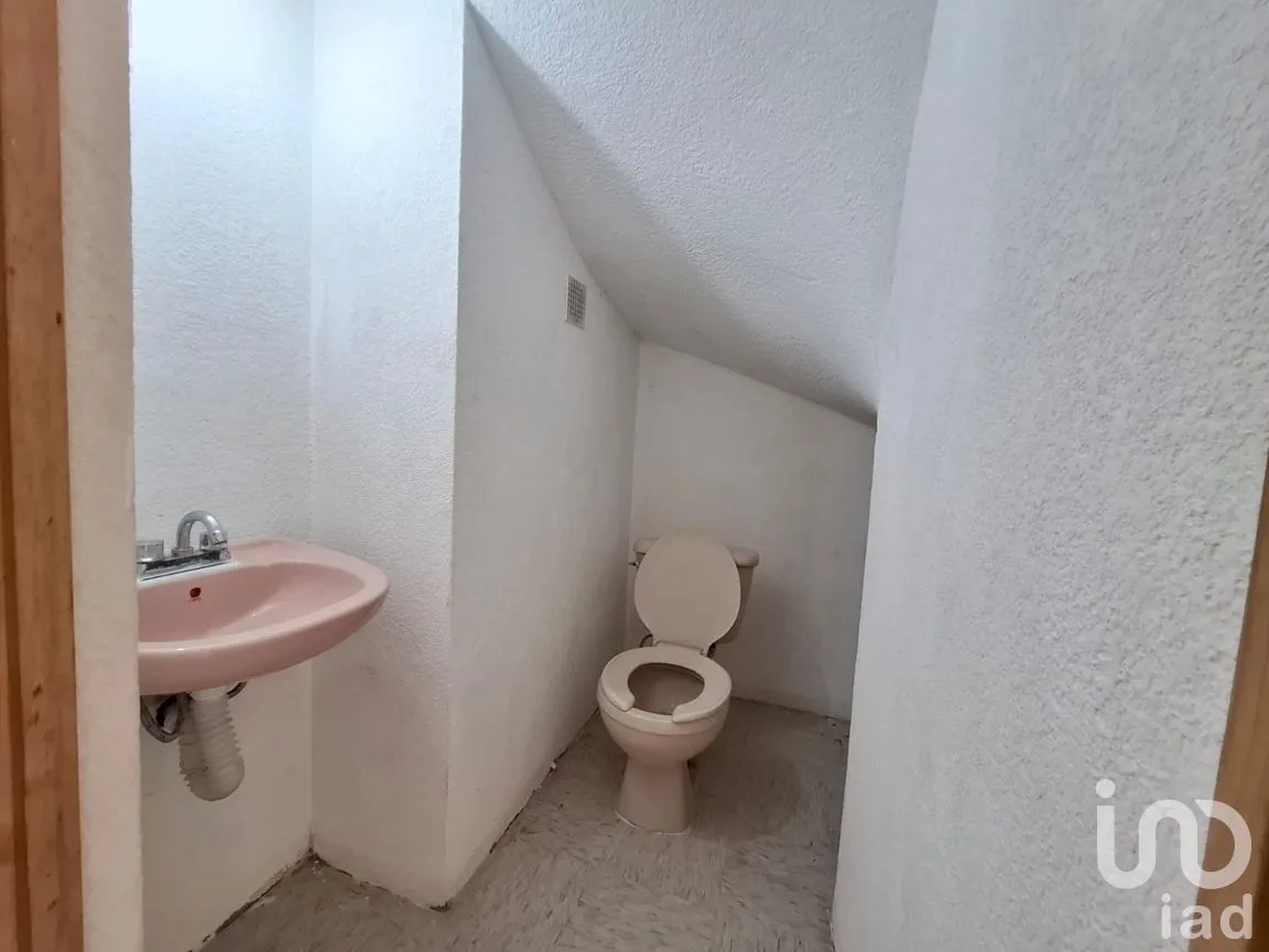 Casa en Venta en Los Héroes Tecámac II, Tecámac, México | NEX-298532 | iad México | Foto 5 de 21