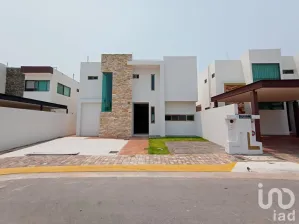 NEX-175194 - Casa en Venta, con 2 recamaras, con 2 baños, con 161 m2 de construcción en Tepeyac, CP 24500, Campeche.