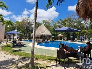 NEX-219582 - Departamento en Venta, con 2 recamaras, con 1 baño, con 85 m2 de construcción en Selva Escondida, CP 77586, Quintana Roo.