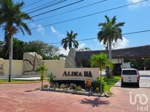 NEX-236442 - Terreno en Venta en Puerto Morelos, CP 77580, Quintana Roo.