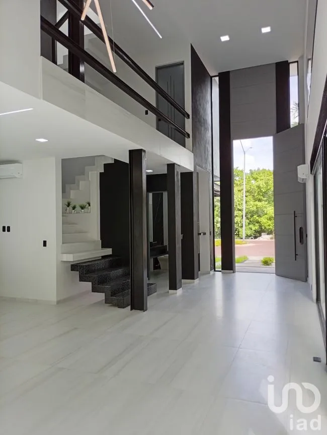 Casa en Venta en Vía Cumbres Residencial, Benito Juárez, Quintana Roo | NEX-262336 | iad México | Foto 3 de 12
