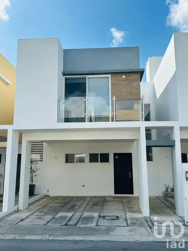 Casa en Renta en Supermanzana 522, Benito Juárez, Quintana Roo | NEX-292591 | iad México | Foto 1 de 13