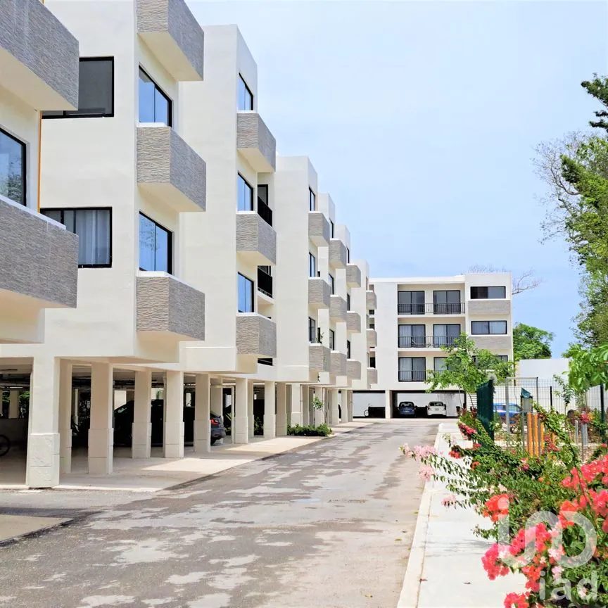 Departamento en Renta en Residencial Alborada, Puerto Morelos, Quintana Roo | NEX-292763 | iad México | Foto 2 de 12