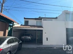 NEX-205099 - Casa en Venta, con 4 recamaras, con 2 baños, con 175 m2 de construcción en Chapultepec Sur, CP 58260, Michoacán de Ocampo.