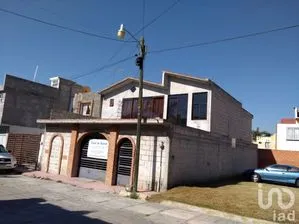 NEX-177305 - Casa en Venta, con 3 recamaras, con 2 baños, con 126 m2 de construcción en La Trinidad Tepehitec, CP 90115, Tlaxcala.