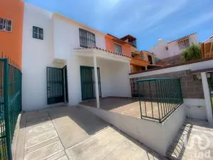 NEX-178536 - Casa en Venta, con 3 recamaras, con 2 baños, con 91 m2 de construcción en Arroyos Xochitepec, CP 62796, Morelos.