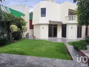 NEX-198142 - Casa en Venta, con 4 recamaras, con 5 baños, con 593 m2 de construcción en Parque San Andrés, CP 04040, Ciudad de México.
