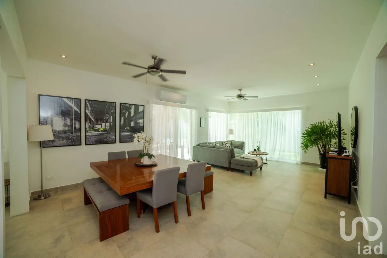 Casa en Venta en Lagos del Sol, Benito Juárez, Quintana Roo | NEX-253666 | iad México | Foto 5 de 16