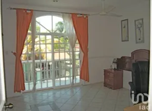 NEX-2611 - Casa en Renta, con 3 recamaras, con 2 baños, con 180 m2 de construcción en Ejidal, CP 77712, Quintana Roo.