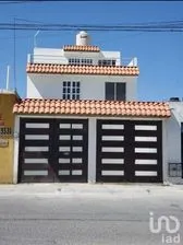 NEX-205272 - Casa en Venta, con 4 recamaras, con 3 baños, con 134 m2 de construcción en Villas de San Miguel, CP 76118, Querétaro.