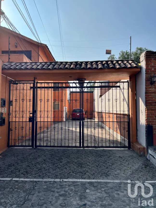 Casa en Venta en San Juan Totoltepec, Naucalpan de Juárez, México | NEX-165327 | iad México | Foto 1 de 37