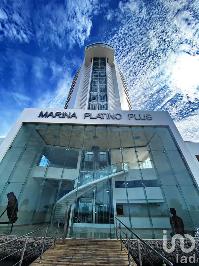 Departamento en Venta en Marina Mazatlán, Mazatlán, Sinaloa | NEX-187560 | iad México | Foto 1 de 21