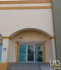 NEX-285776 - Local en Renta, con 1 baño, con 108 m2 de construcción en Jardines del Bosque, CP 82132, Sinaloa.