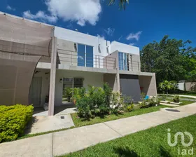 NEX-253708 - Casa en Venta, con 2 recamaras, con 1 baño, con 80 m2 de construcción.