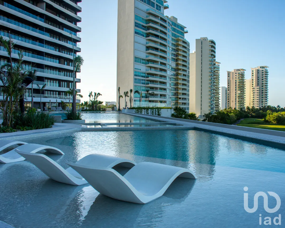 Departamento en Venta en Supermanzana 3 Centro, Benito Juárez, Quintana Roo | NEX-260705 | iad México | Foto 1 de 23