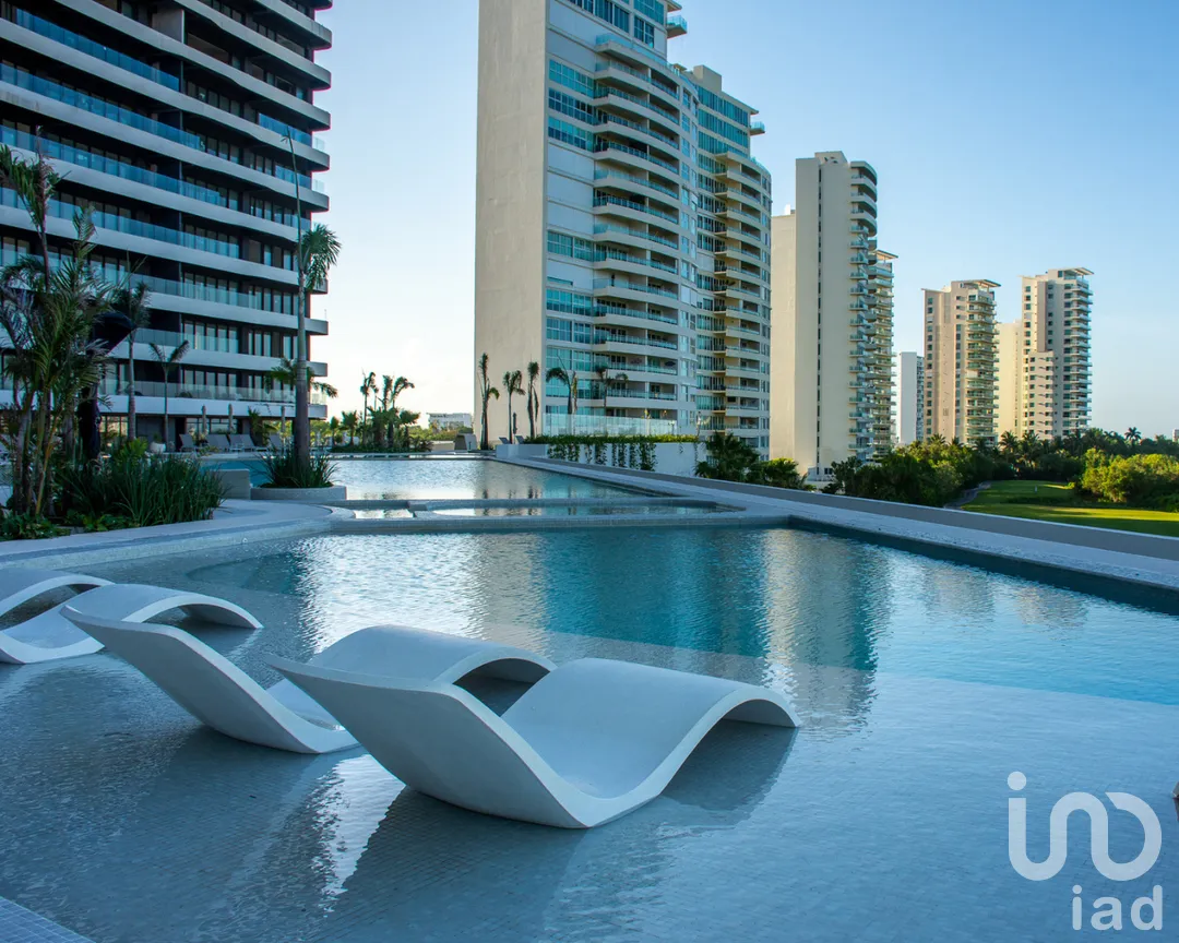 Departamento en Venta en Supermanzana 3 Centro, Benito Juárez, Quintana Roo | NEX-260724 | iad México | Foto 2 de 25