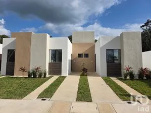 NEX-261663 - Casa en Venta, con 2 recamaras, con 1 baño, con 45 m2 de construcción en Sac-Be, CP 77516, Quintana Roo.