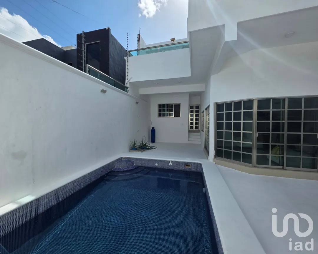 Casa en Venta en Residencial Isla Azul, Benito Juárez, Quintana Roo | NEX-264165 | iad México | Foto 2 de 21