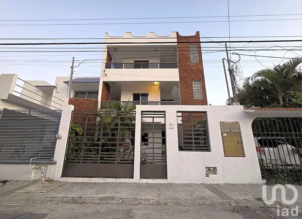 Edificio en Venta en Quetzales (Supermanzana 523), Benito Juárez, Quintana Roo | NEX-264526 | iad México | Foto 1 de 13