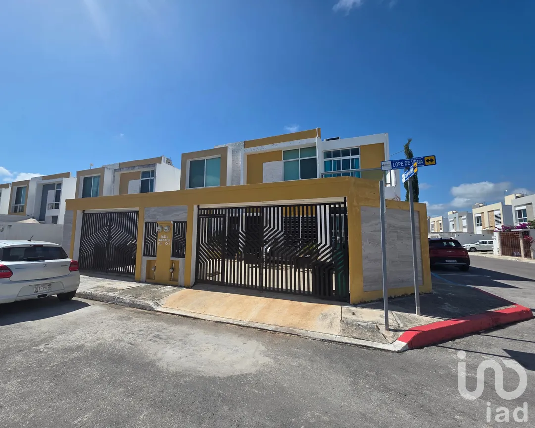 Casa en Venta en Santa Fe Plus, Benito Juárez, Quintana Roo | NEX-298881 | iad México | Foto 1 de 21