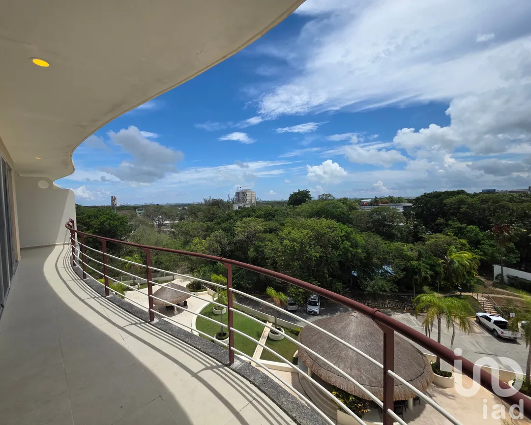 Departamento en Renta en Residencial Cumbres, Benito Juárez, Quintana Roo | NEX-306669 | iad México | Foto 1 de 19