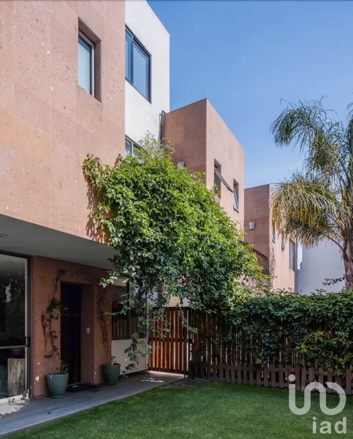 Casa en Venta en Lomas de Tecamachalco, Naucalpan de Juárez, México | NEX-174909 | iad México | Foto 2 de 19