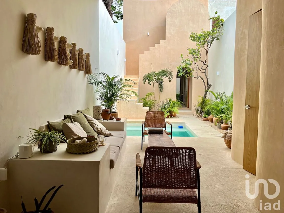 Casa en Renta en Mérida Centro, Mérida, Yucatán | NEX-253077 | iad México | Foto 1 de 16