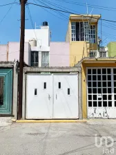 NEX-163835 - Casa en Venta, con 2 recamaras, con 1 baño, con 72 m2 de construcción en Los Héroes Ecatepec Sección III, CP 55023, México.