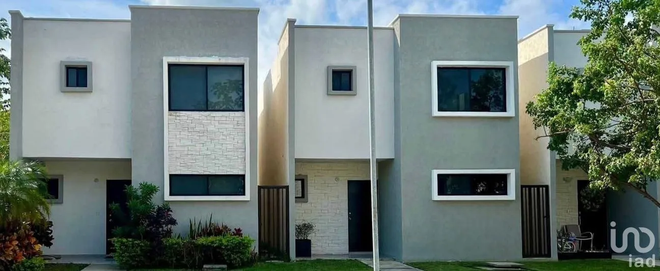 Casa en Venta en Residencial Monte Verde, Benito Juárez, Quintana Roo | NEX-175835 | iad México | Foto 2 de 13