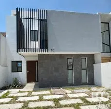 NEX-172447 - Casa en Venta, con 3 recamaras, con 3 baños, con 174 m2 de construcción en Lomas de la Rioja, CP 95266, Veracruz de Ignacio de la Llave.