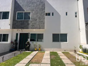 NEX-184801 - Casa en Venta, con 3 recamaras, con 2 baños, con 191 m2 de construcción en Bosques de San Juan, CP 76803, Querétaro.