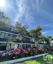 NEX-163542 - Departamento en Renta, con 2 recamaras, con 2 baños, con 82 m2 de construcción en Temozón Norte, CP 97302, Yucatán.