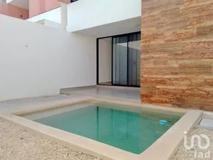 NEX-206439 - Casa en Renta, con 3 recamaras, con 3 baños, con 175 m2 de construcción en Temozón Norte, CP 97302, Yucatán.