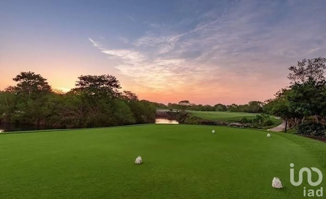 Terreno en Venta en Yucatán Country Club, Mérida, Yucatán | NEX-206931 | iad México | Foto 6 de 12