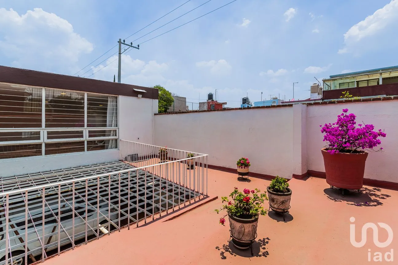 Casa en Venta en Letrán Valle, Benito Juárez, Ciudad de México | NEX-296345 | iad México | Foto 23 de 25