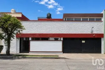 NEX-296345 - Casa en Venta, con 4 recamaras, con 3 baños, con 325 m2 de construcción en Letrán Valle, CP 03650, Ciudad de México.