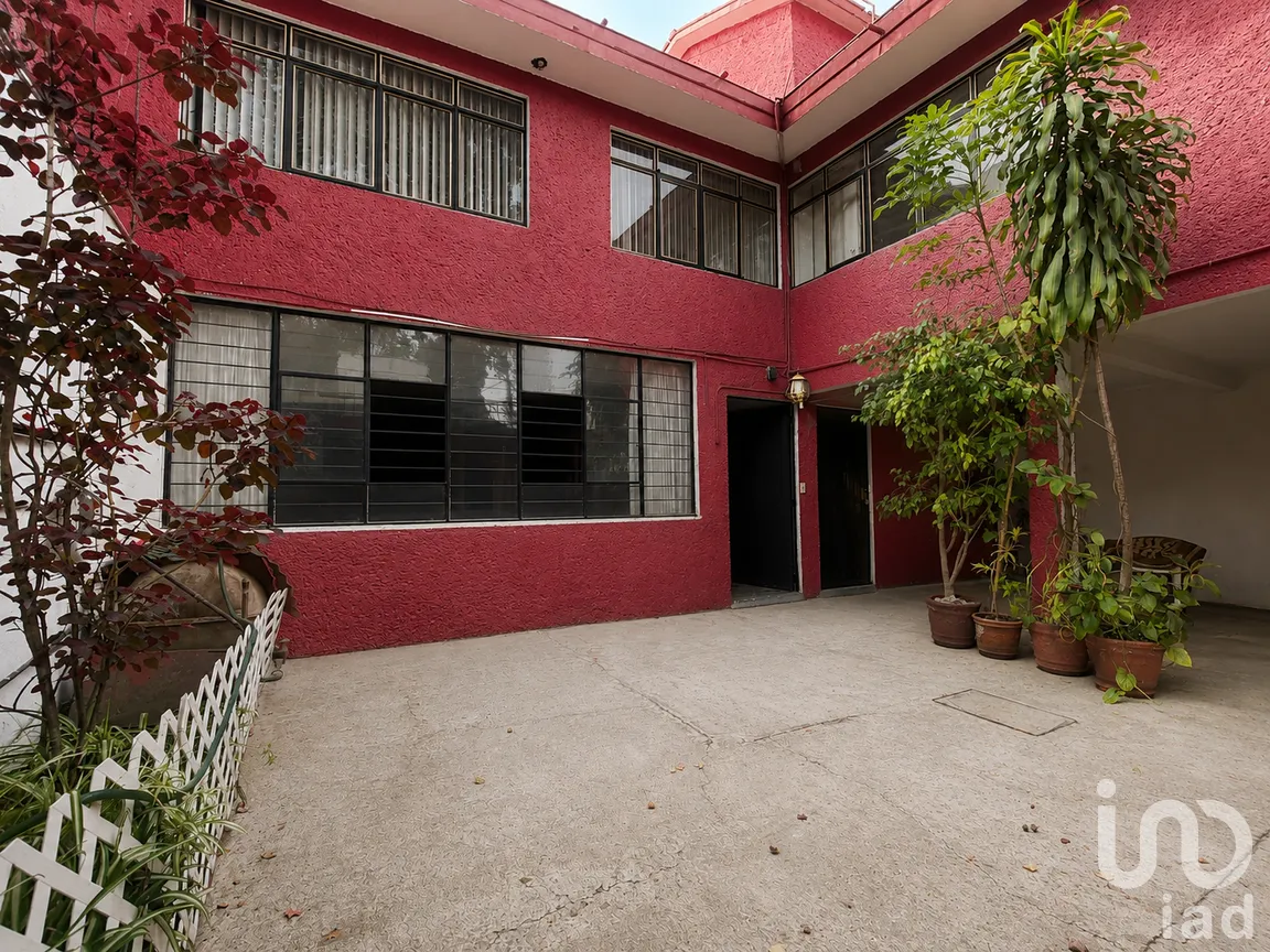 Casa en Venta en Romero de Terreros, Coyoacán, Ciudad de México | NEX-302260 | iad México | Foto 1 de 19