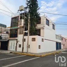 NEX-182631 - Casa en Venta, con 3 recamaras, con 3 baños, con 270 m2 de construcción en El Coyol, CP 07420, Ciudad de México.