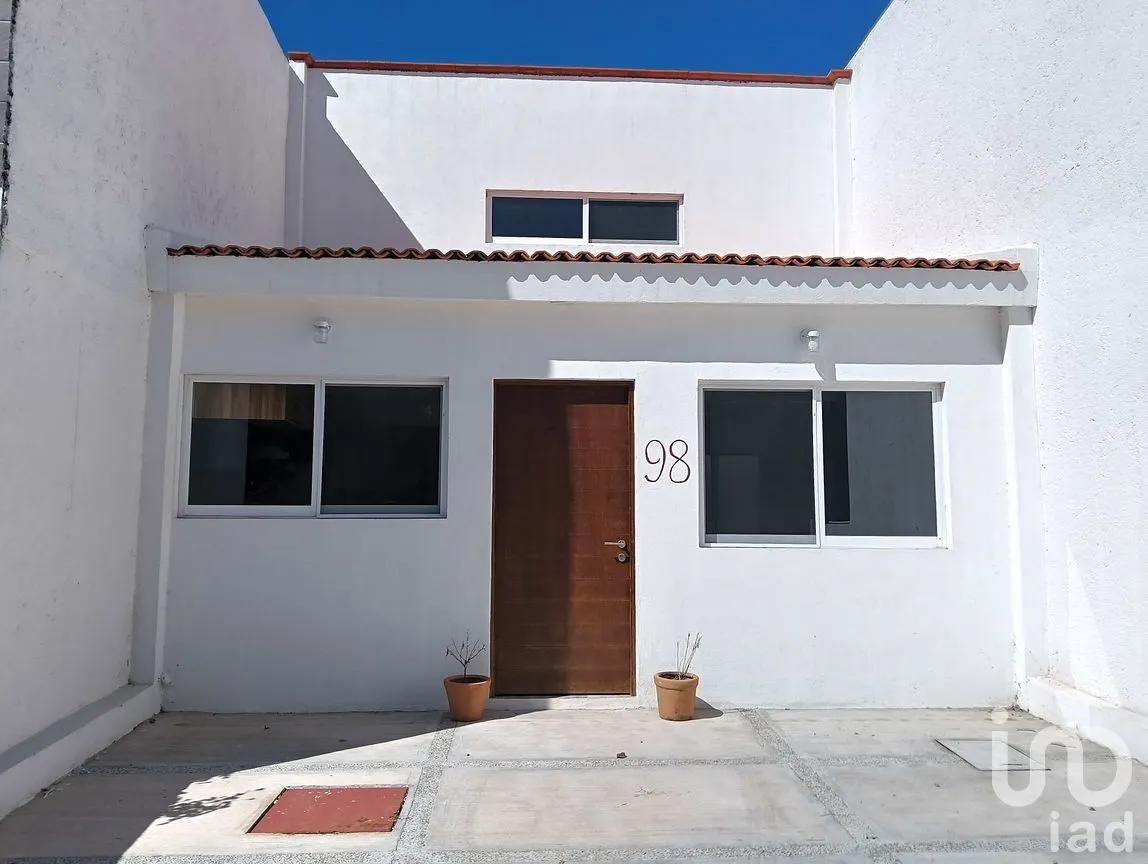 Casa en Venta en Pedregal de Schoenstatt, Corregidora, Querétaro | NEX-262515 | iad México | Foto 3 de 21