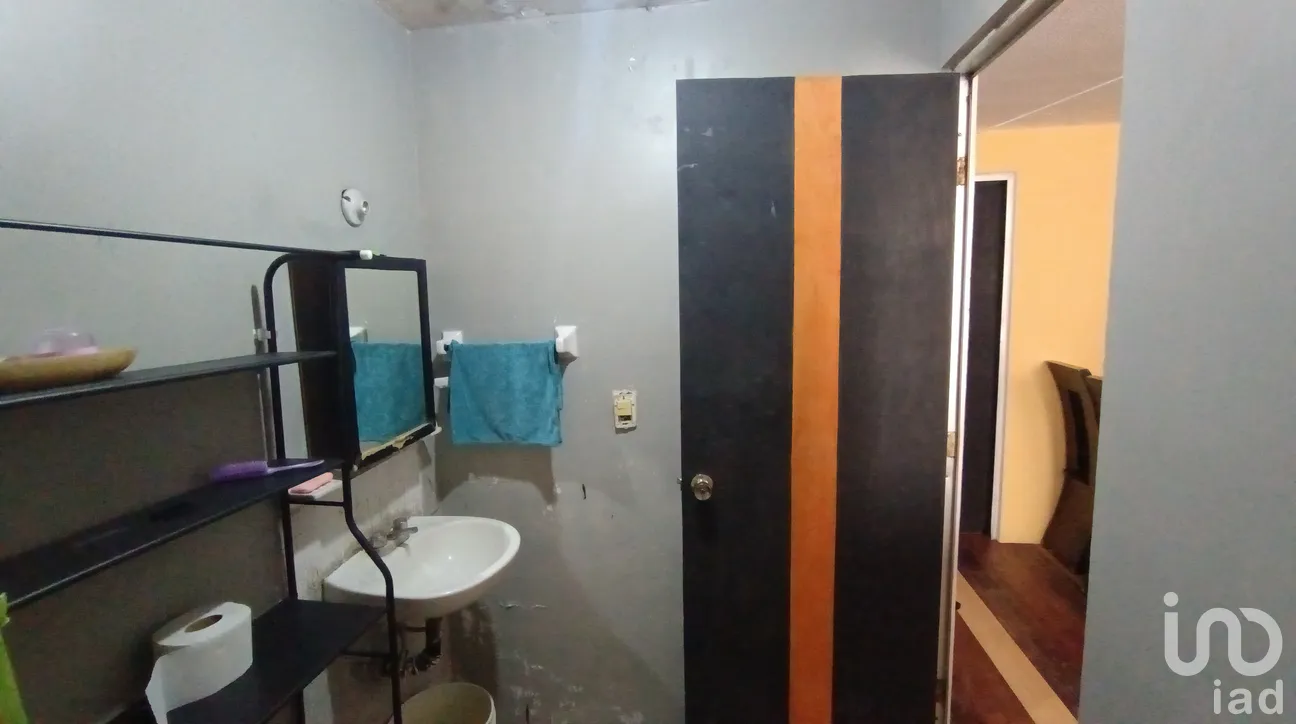 Casa en Venta en Eduardo Loarca Castillo, Querétaro, Querétaro | NEX-265908 | iad México | Foto 5 de 10