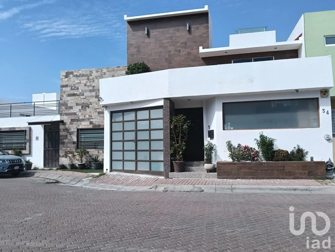 Casa en Venta en San Mateo, Corregidora, Querétaro | NEX-283756 | iad México | Foto 1 de 25