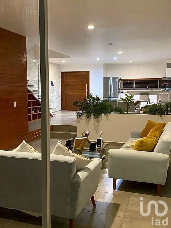 Casa en Venta en Pedregal de Schoenstatt, Corregidora, Querétaro | NEX-299433 | iad México | Foto 3 de 18
