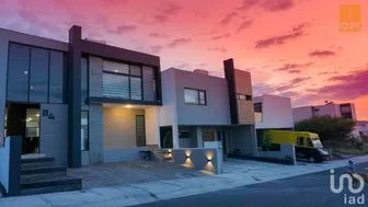 NEX-202591 - Casa en Venta, con 3 recamaras, con 3 baños, con 228 m2 de construcción en Zibatá, CP 76269, Querétaro.
