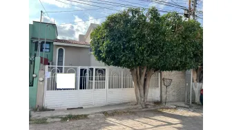 NEX-186180 - Casa en Venta, con 3 recamaras, con 1 baño, con 112 m2 de construcción.